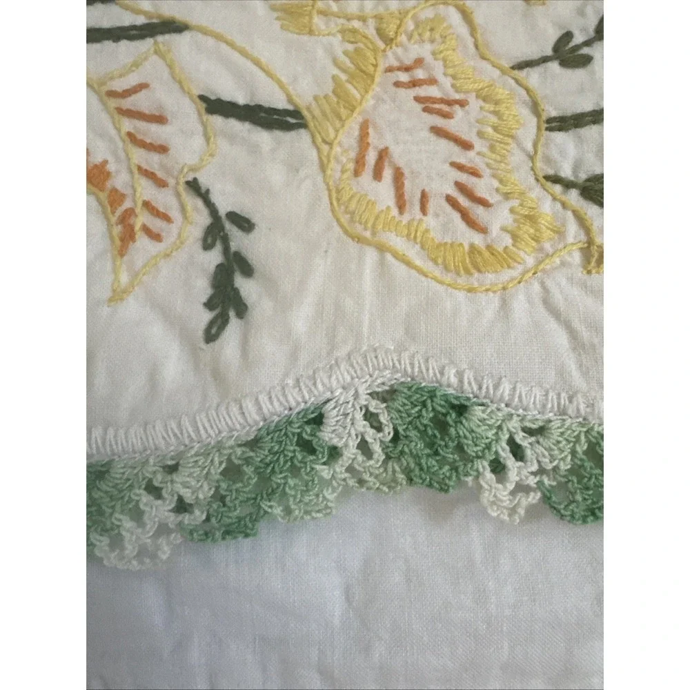 VTG Hand Embroidered White Yelllow Flowers Standard Size Pillowcase Crochet Edge
